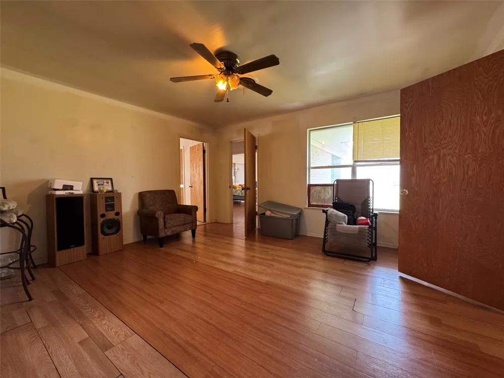 733 Foster Street Marlin, TX 76661