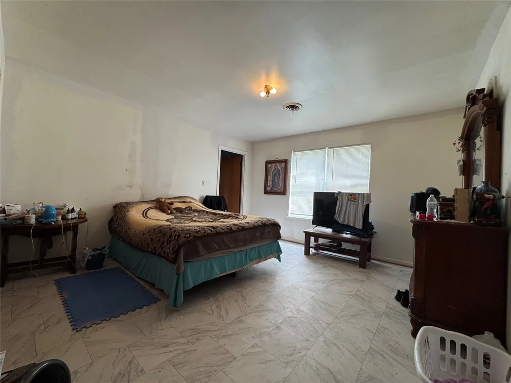 733 Foster Street Marlin, TX 76661