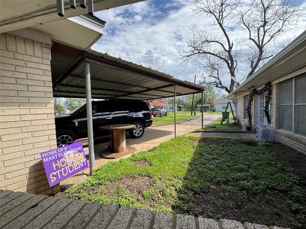 733 Foster Street Marlin, TX 76661