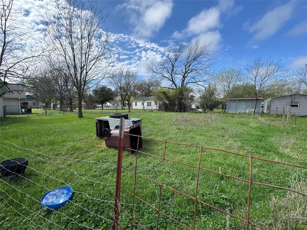 733 Foster Street Marlin, TX 76661