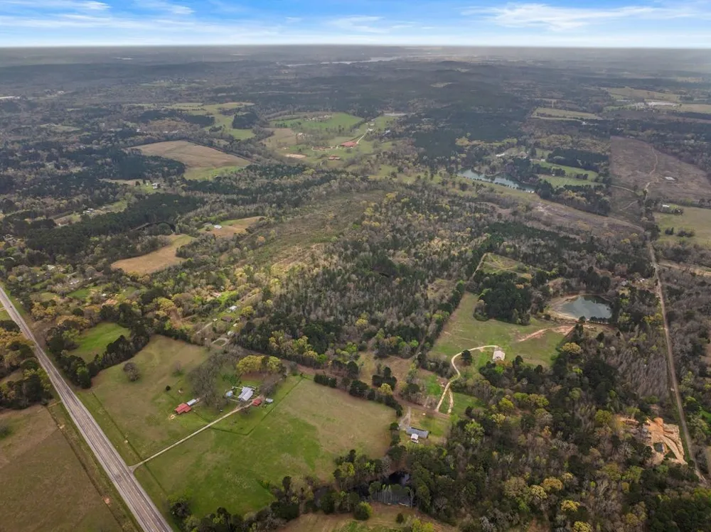 Old HWY 11 Road Daingerfield, TX 75638