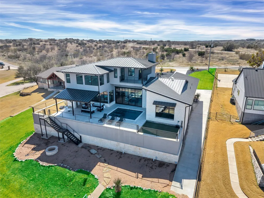1009 Cardinal Cove Graford, TX 76449
