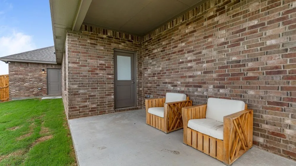 708 BUSHMAN DRIVE Fort Worth, TX 76008