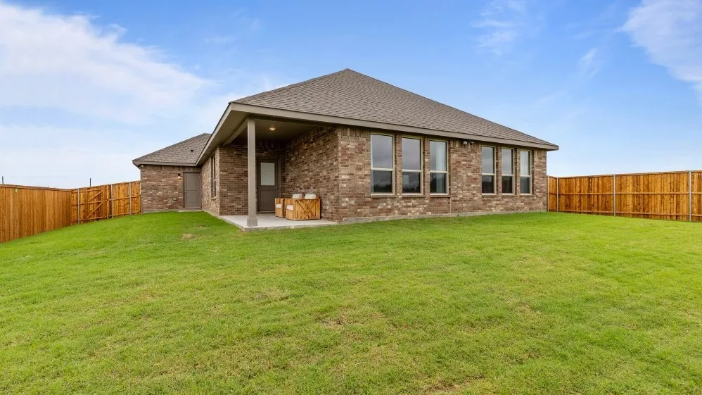 708 BUSHMAN DRIVE Fort Worth, TX 76008