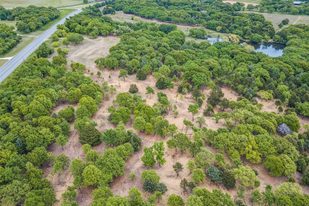 E Farm to Market 455 Pilot Point, TX 76258