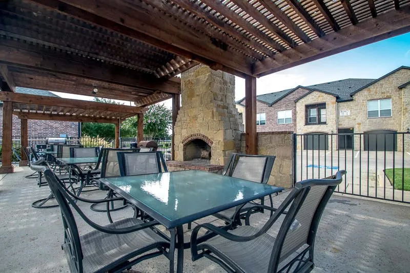 380 Solon Road Waxahachie, TX 75165