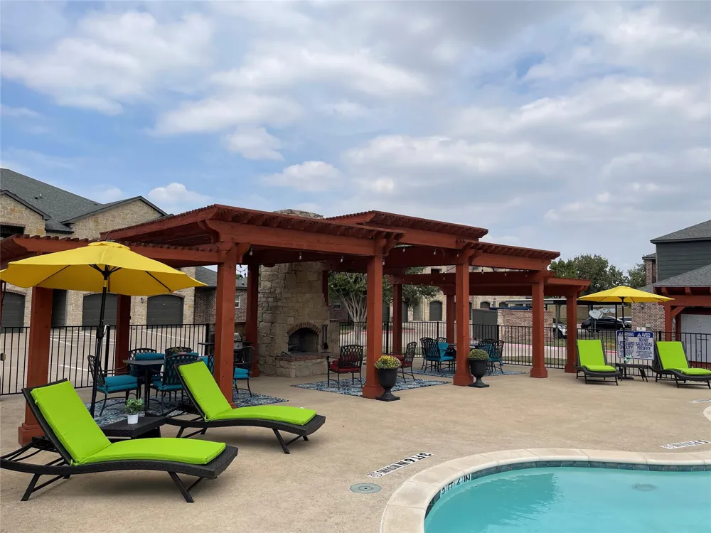 380 Solon Road Waxahachie, TX 75165