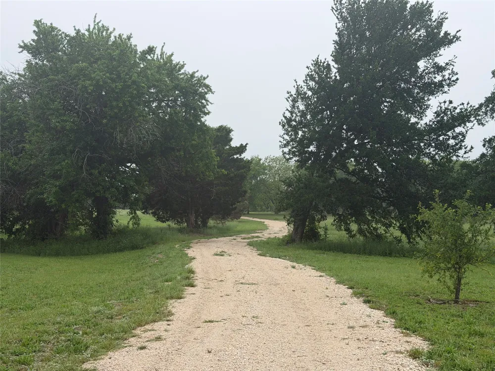 627 Homer Smith Van Alstyne, TX 75491