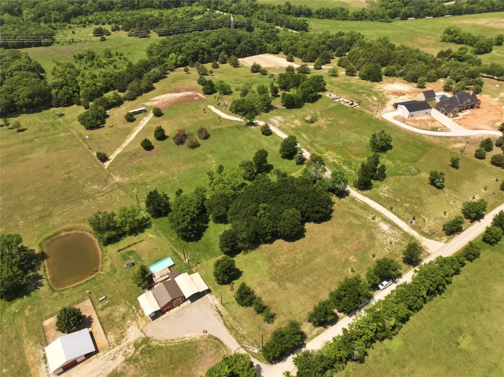 627 Homer Smith Van Alstyne, TX 75491