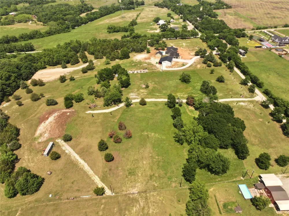 627 Homer Smith Van Alstyne, TX 75491