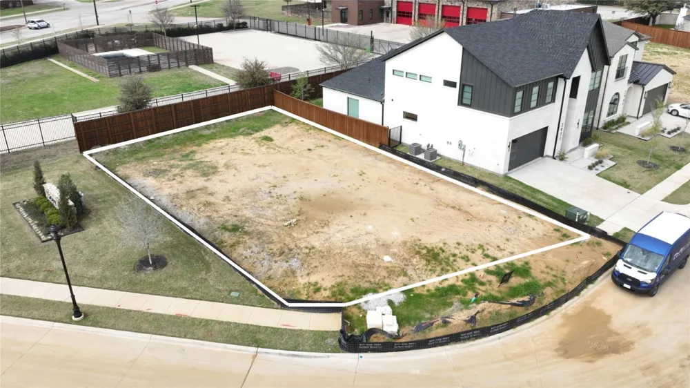 2977 Kosse Court Grapevine, TX 76051