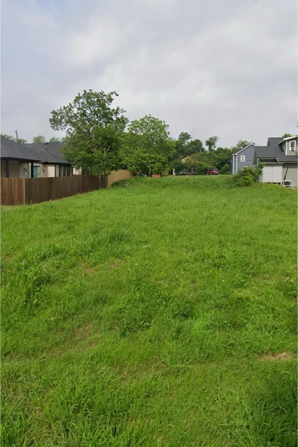1706 Stuart Street Greenville, TX 75401