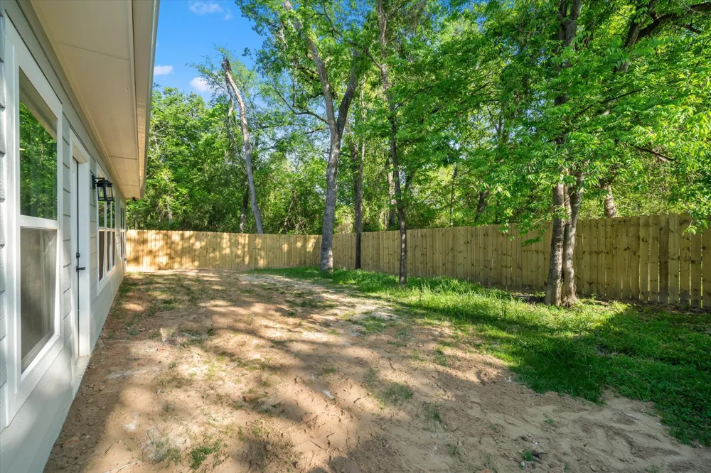 114 Granada Street Payne Springs, TX 75156