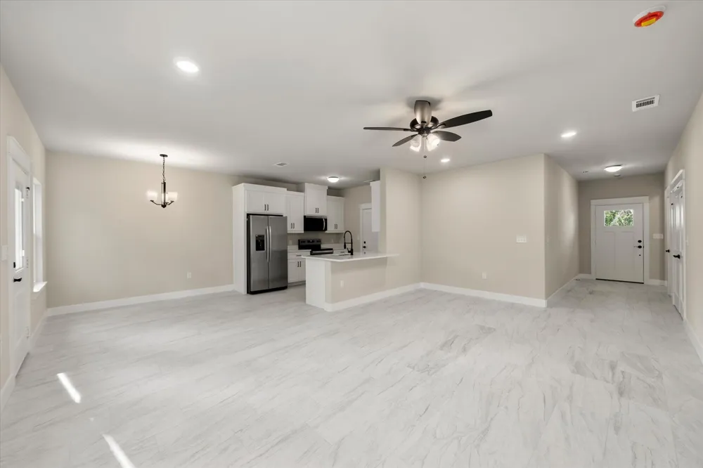 114 Granada Street Payne Springs, TX 75156