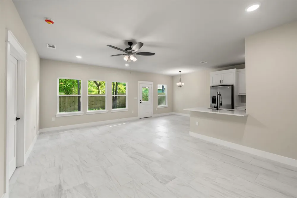 114 Granada Street Payne Springs, TX 75156