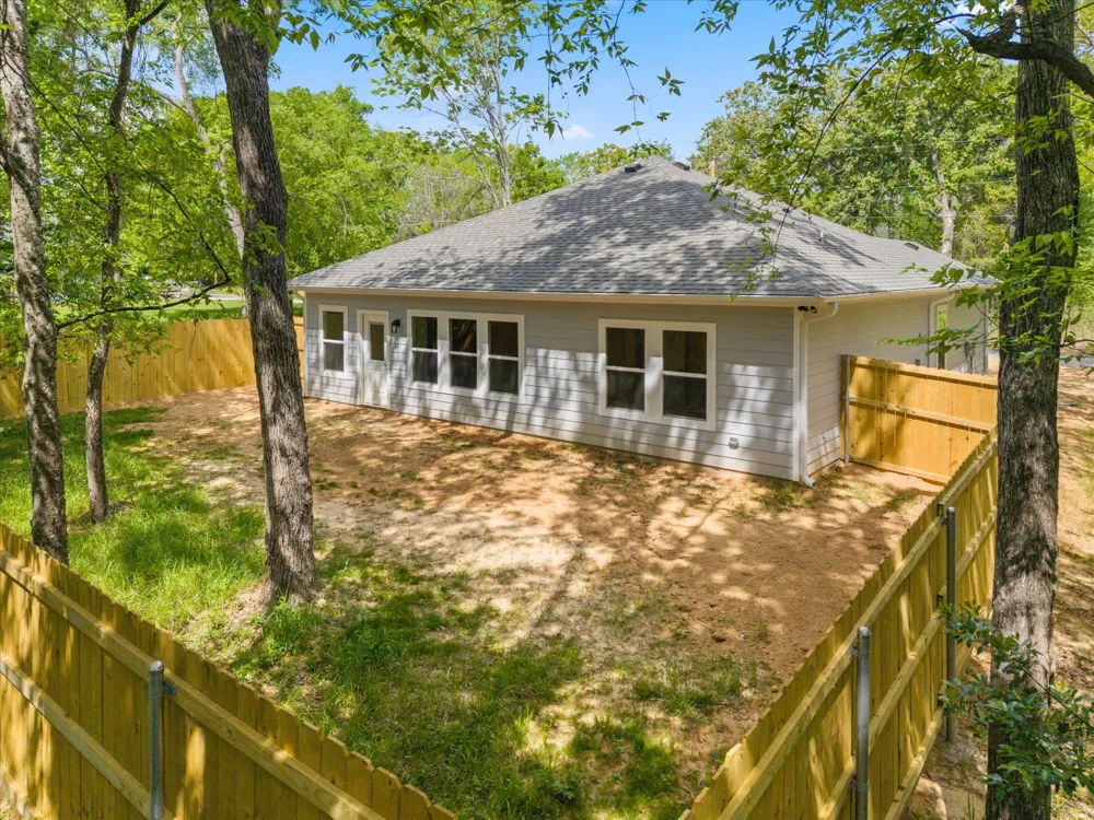 114 Granada Street Payne Springs, TX 75156