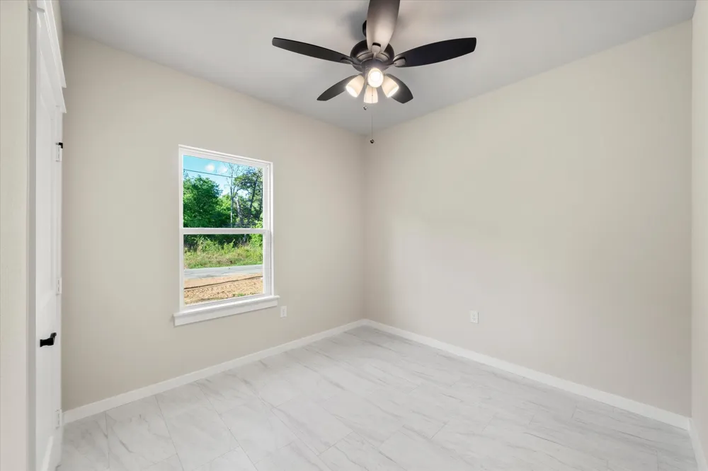 114 Granada Street Payne Springs, TX 75156