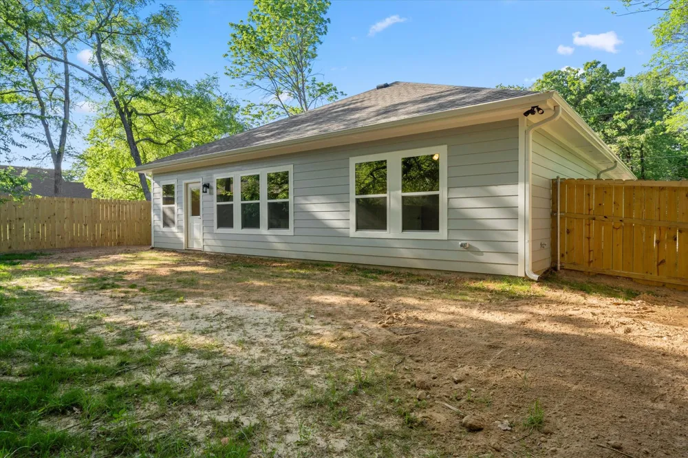 114 Granada Street Payne Springs, TX 75156
