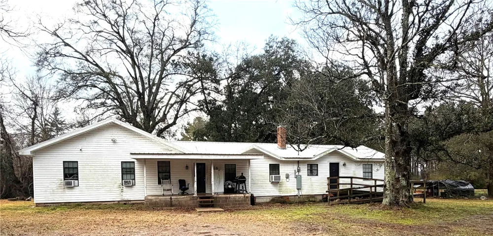 120 Bessie Crow Road Coushatta, LA 71019