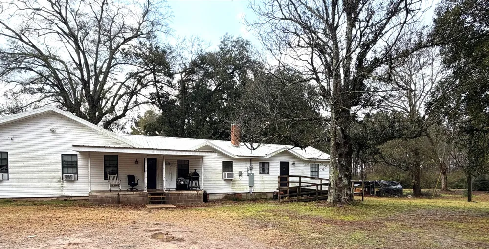 120 Bessie Crow Road Coushatta, LA 71019