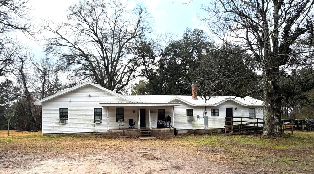 120 Bessie Crow Road Coushatta, LA 71019