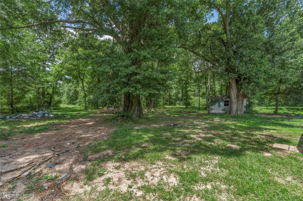 120 Bessie Crow Road Coushatta, LA 71019