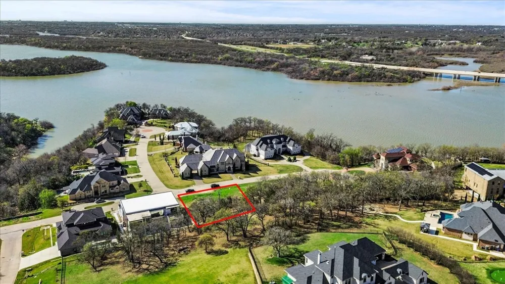 2309 Oak Bluff Corinth, TX 76210