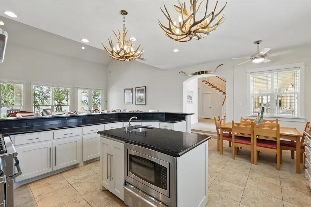 1755 Park Road 36 Graford, TX 76449