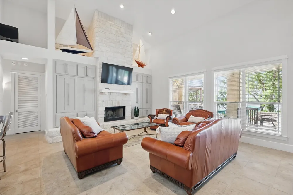 1755 Park Road 36 Graford, TX 76449