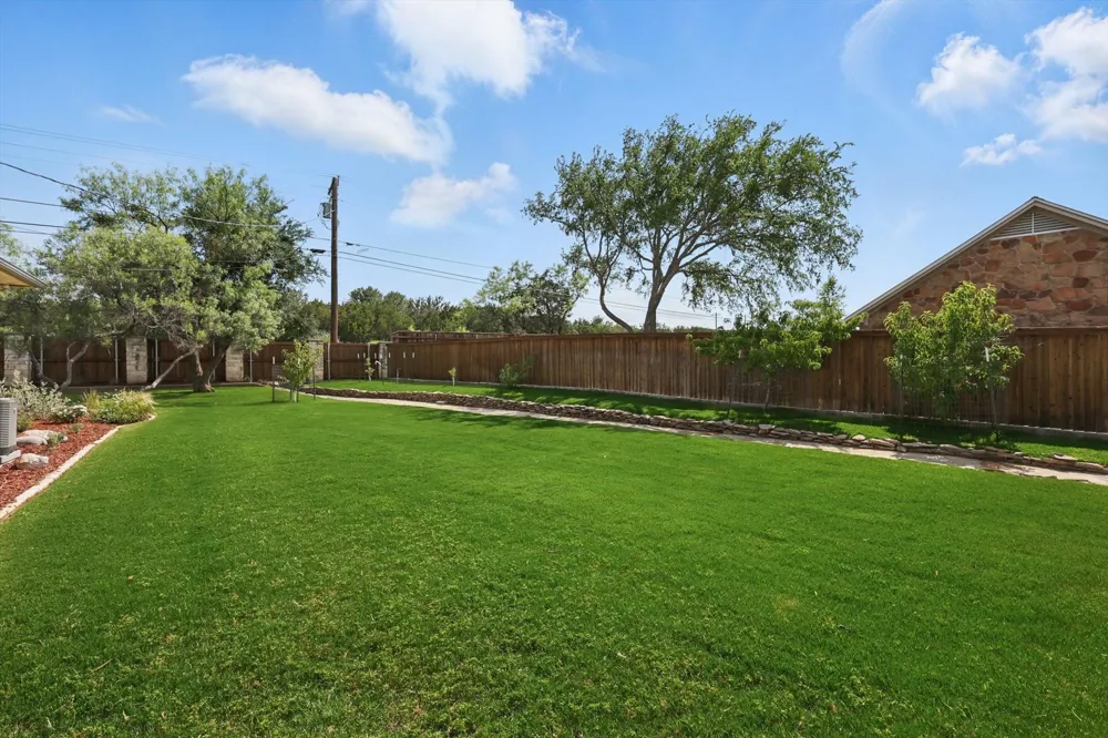 1755 Park Road 36 Graford, TX 76449