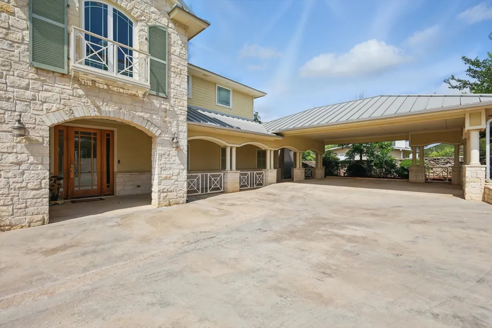 1755 Park Road 36 Graford, TX 76449