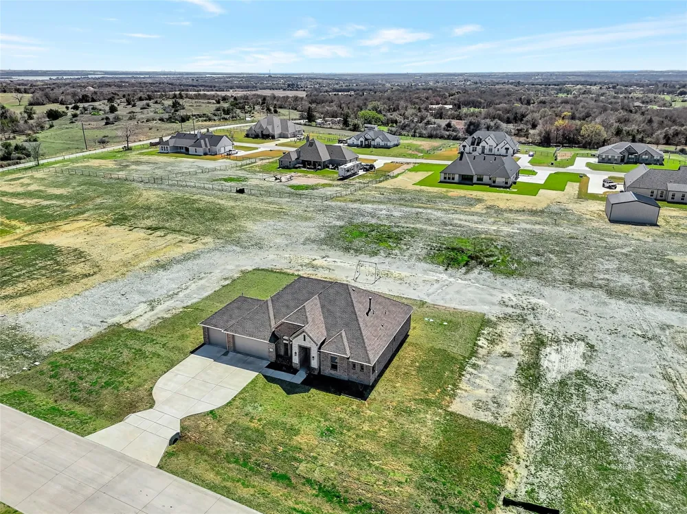 209 Basalt Lane Reno, TX 76020