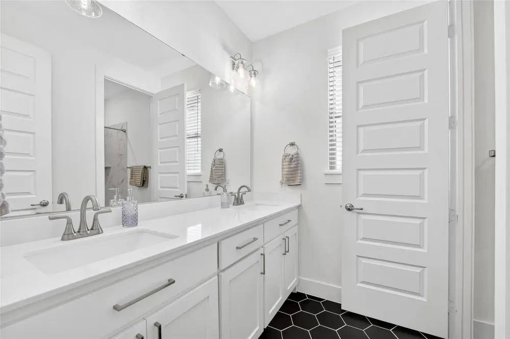 209 Basalt Lane Reno, TX 76020
