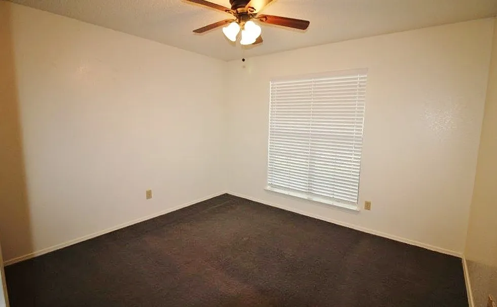 1019 Cedar Run Drive Duncanville, TX 75137