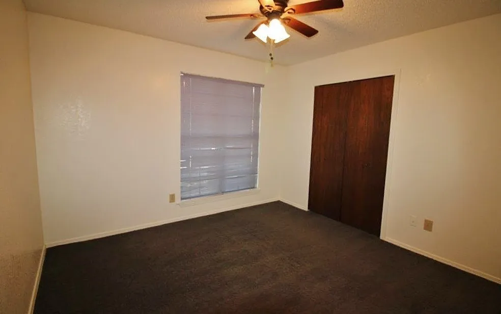 1019 Cedar Run Drive Duncanville, TX 75137