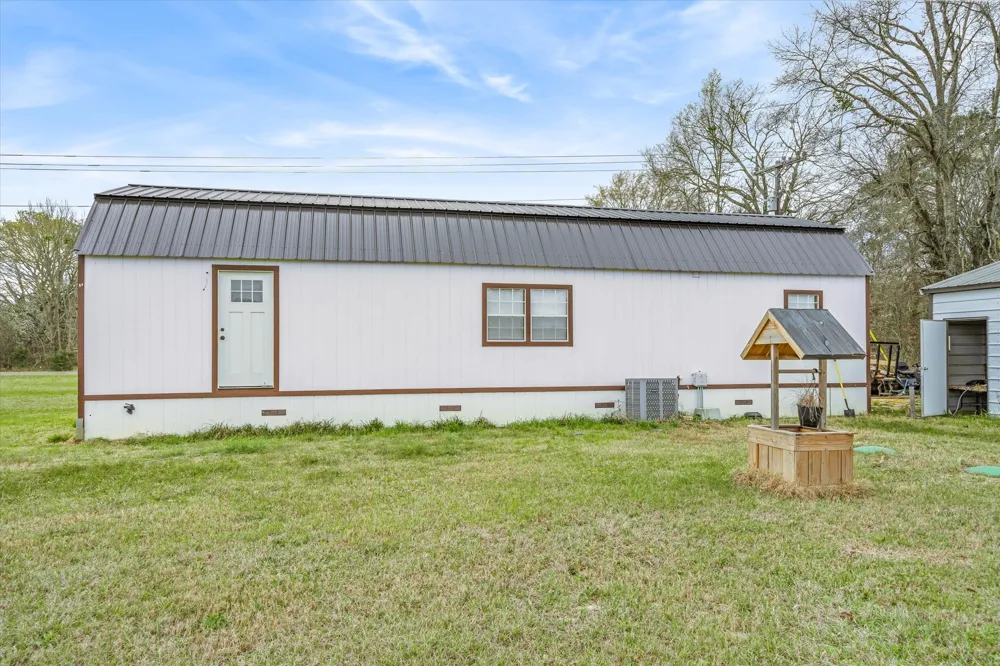 20675 County Road 3411 Chandler, TX 75758