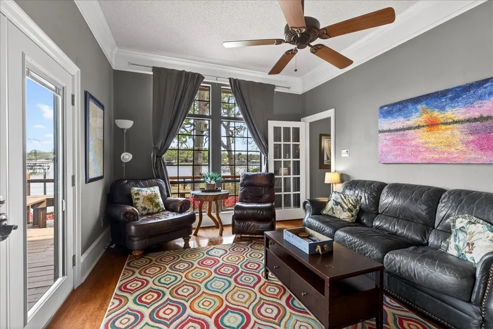 125 Lark Drive Enchanted Oaks, TX 75156