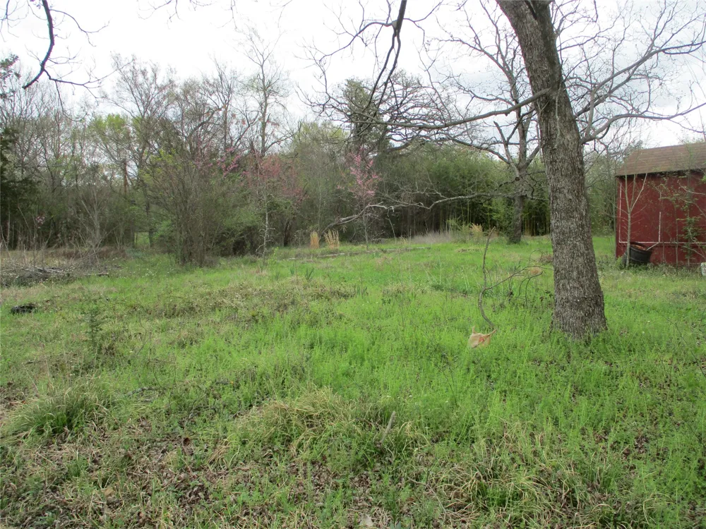 522 E QUITMAN STREET Emory, TX 75440