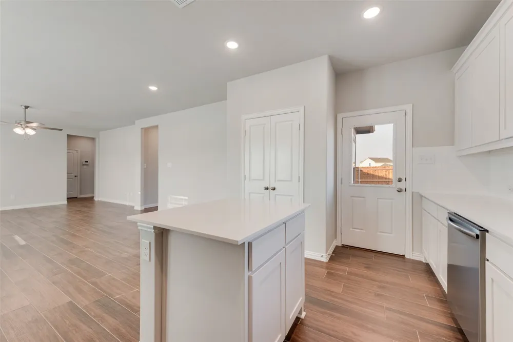 239 Cranz Farm Drive Saginaw, TX 76131