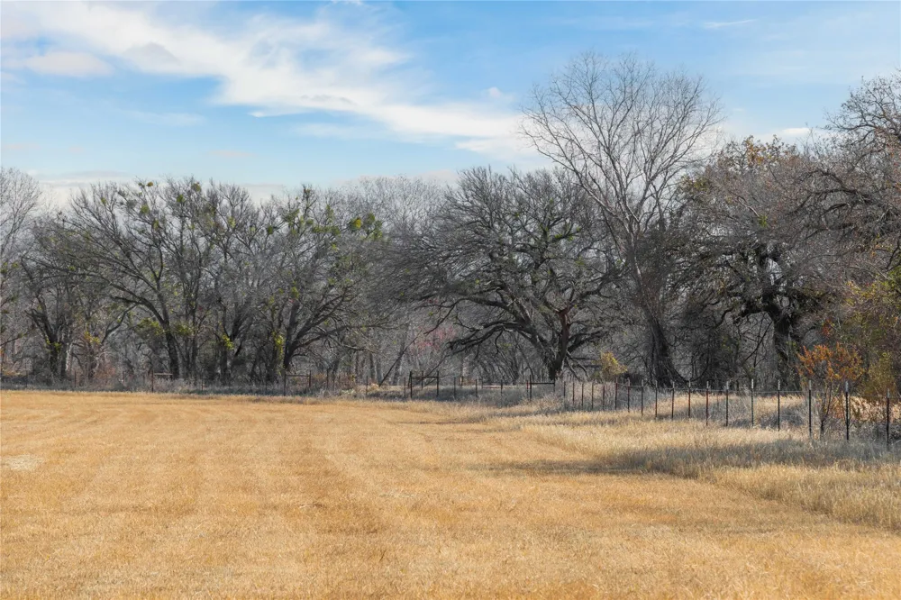 60 County Road 446 De Leon, TX 76444