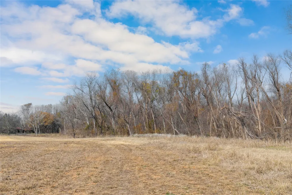 60 County Road 446 De Leon, TX 76444