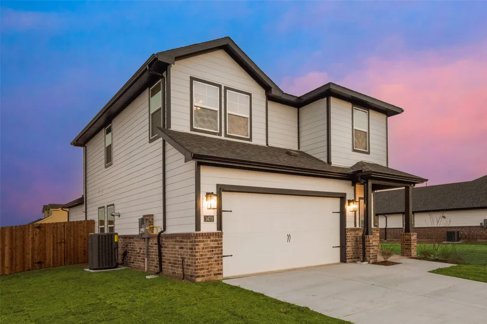 257 Cranz Farm Drive Saginaw, TX 76131