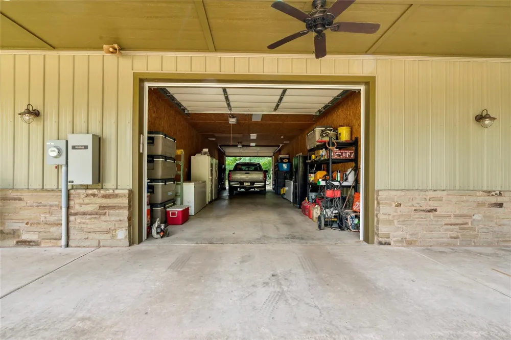 12025 FM 195 Bagwell, TX 75412