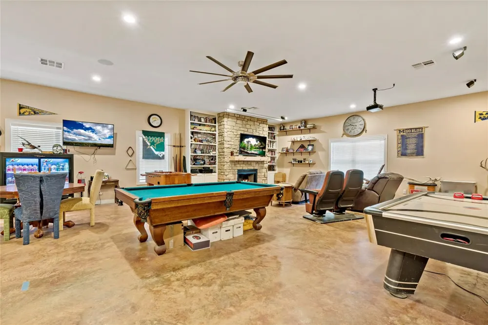 12025 FM 195 Bagwell, TX 75412