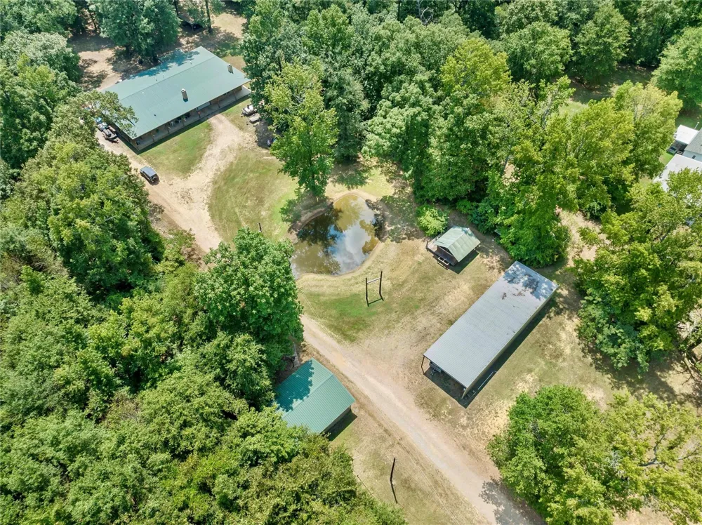 12025 FM 195 Bagwell, TX 75412