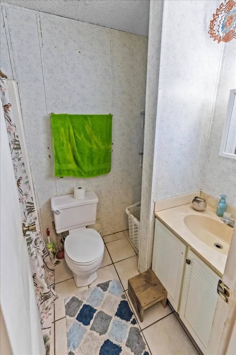 600 S Colorado Street Whitney, TX 76692