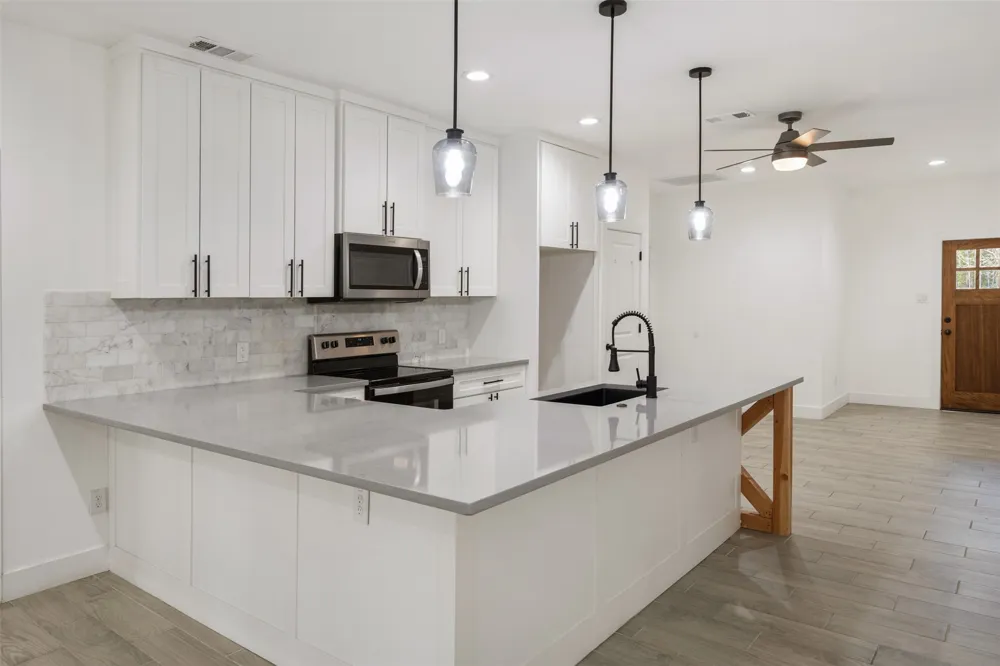 145 Barcelona Street Payne Springs, TX 75156