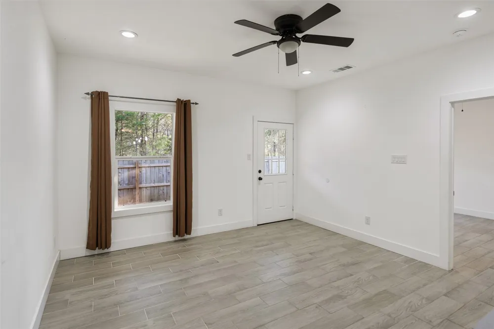 145 Barcelona Street Payne Springs, TX 75156