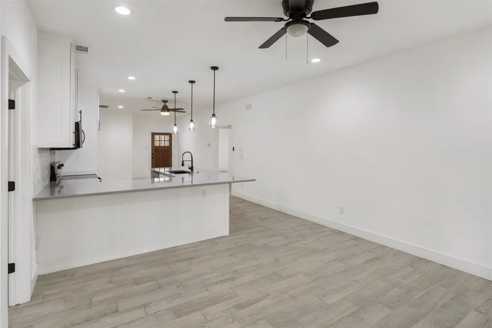 145 Barcelona Street Payne Springs, TX 75156