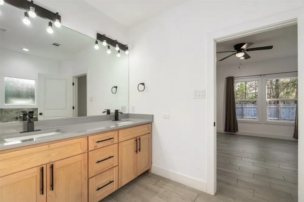 145 Barcelona Street Payne Springs, TX 75156
